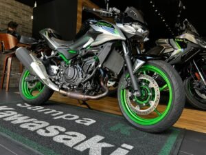 Kawasaki Z500 SE 25/25 – Seminova Baixo KM